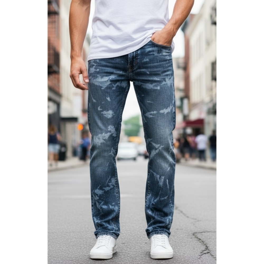 American Eagle Loose fit Bleach Dye Jeans Size 32×34